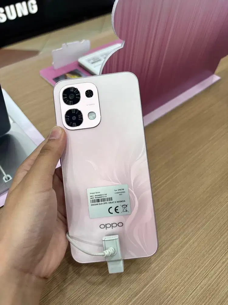 SEGAMPANG ITU CICILAN DENGAN HOMECREDIT