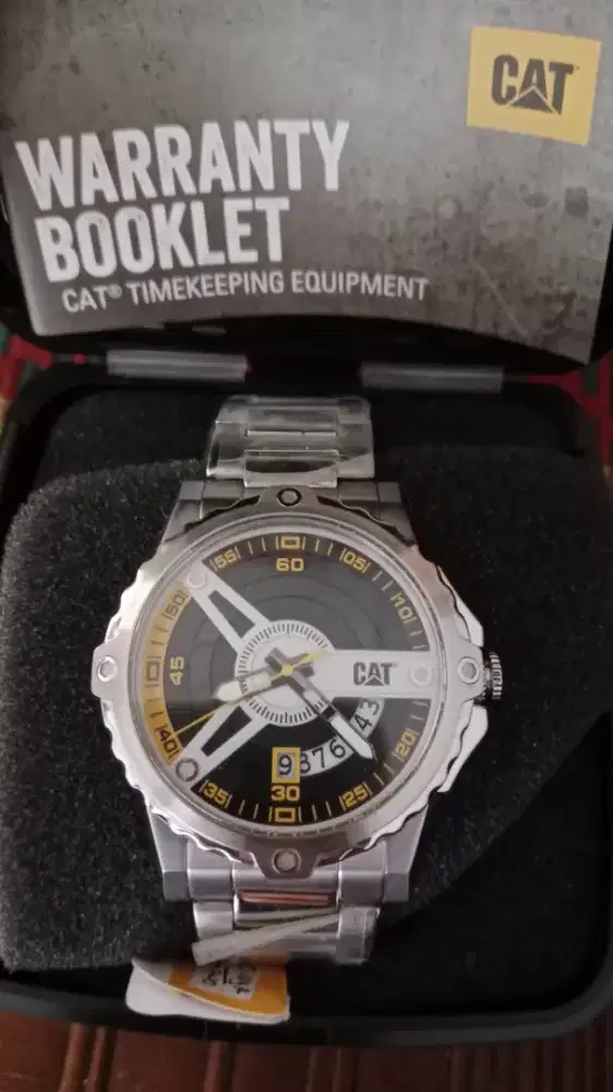 Jam tangan pria Caterpillar