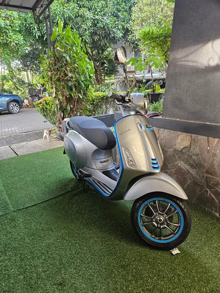 Vespa elettrica primavera sprint original italy ev