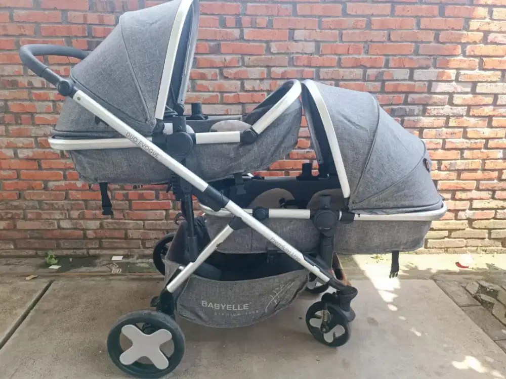 Preloved Stroller twin babyelle duo evoque S-2800