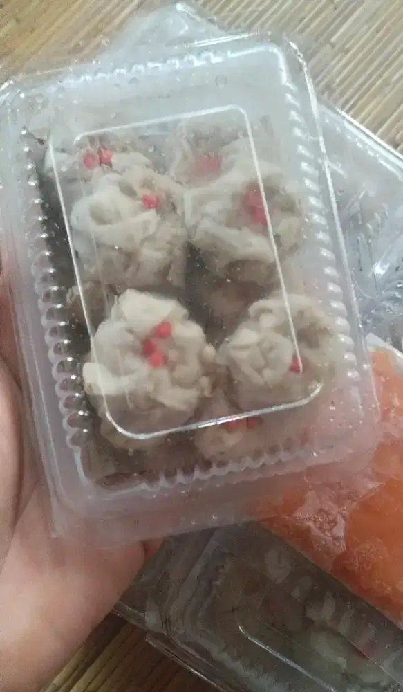 Ready dimsum ayam frozen+saos