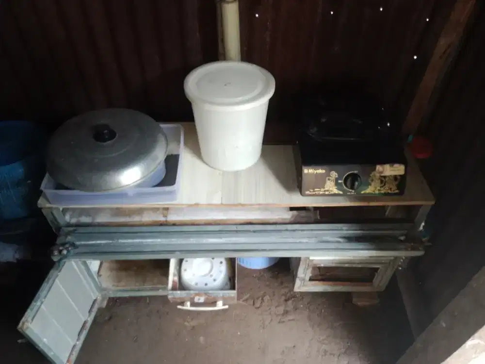 Rombong full besi plus rangka roda