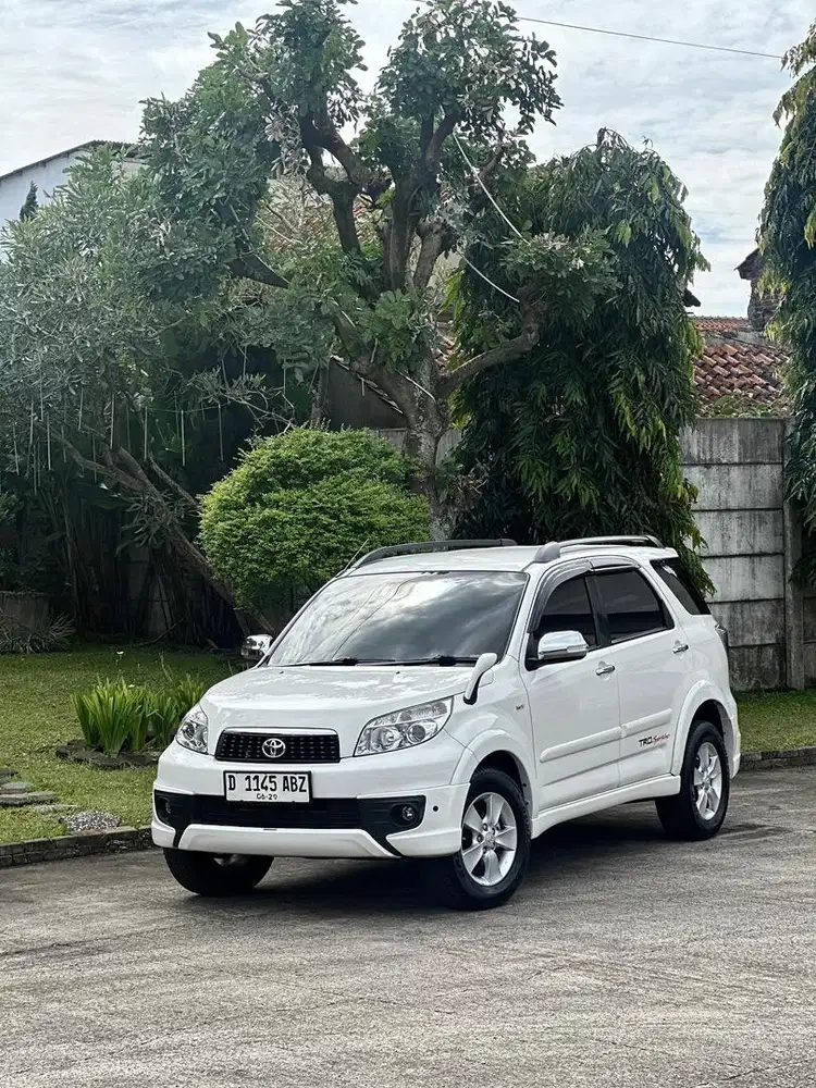 Tangan Pertama Rush S TRD matic 2014