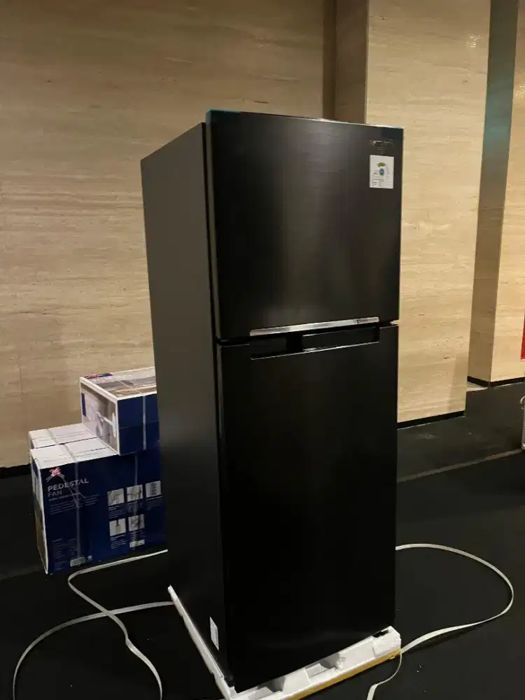 Kulkas samsung 2 pintu