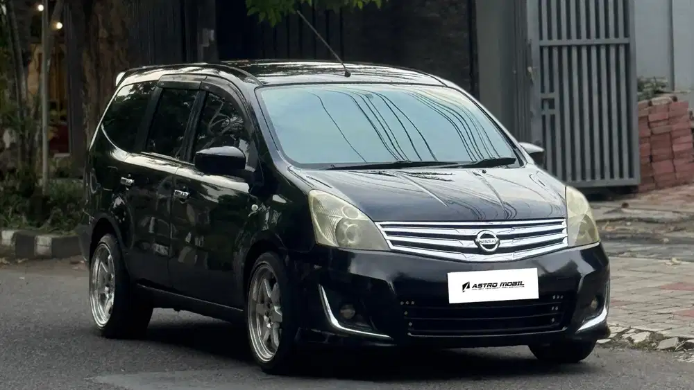 Nissan Livina 2012 Bensin