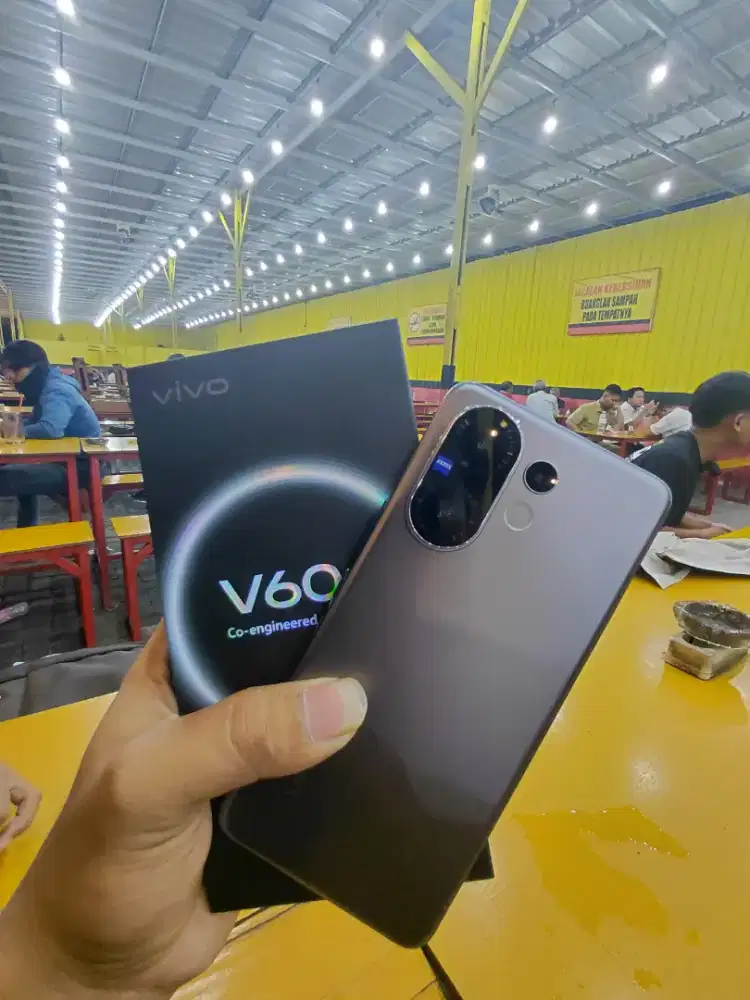 VIVO V60 5G 8/256 5G