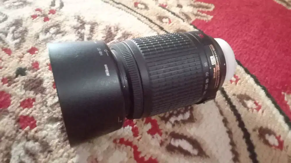 Lensa nikon 55-200 zoom vr2