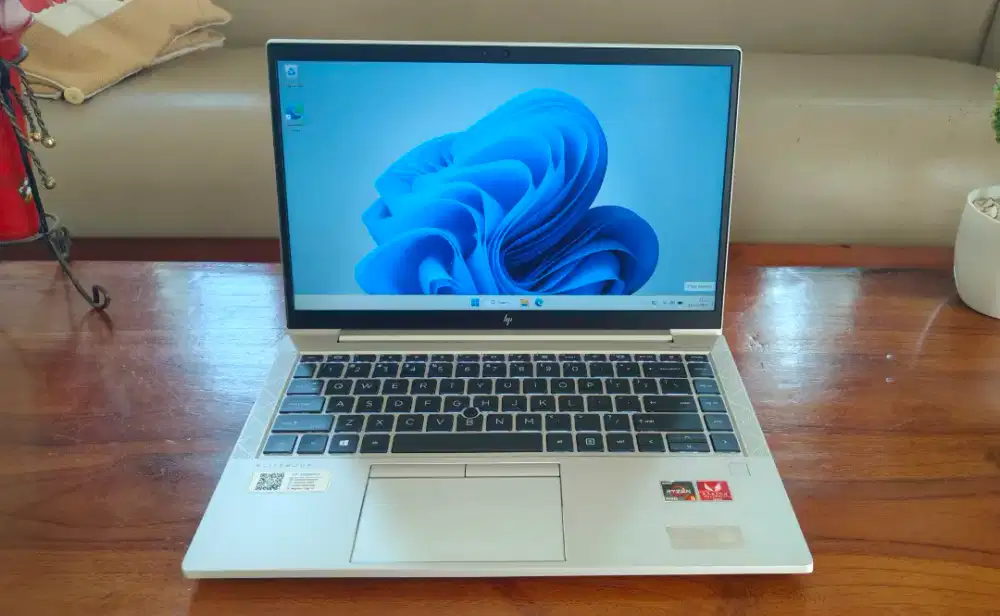 Laptop Hp Elitebook 845 G8 Ryzen 5 Pro 5000 Series