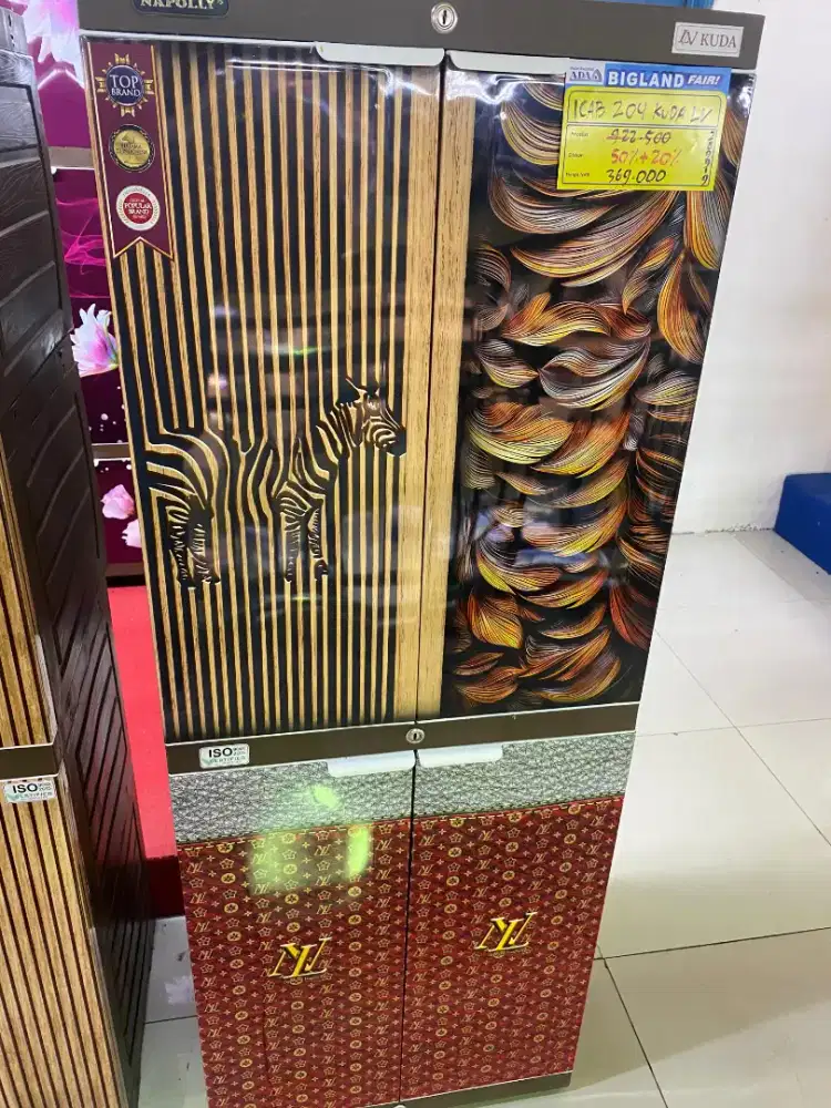 lemari untuk baju bisa cash credit