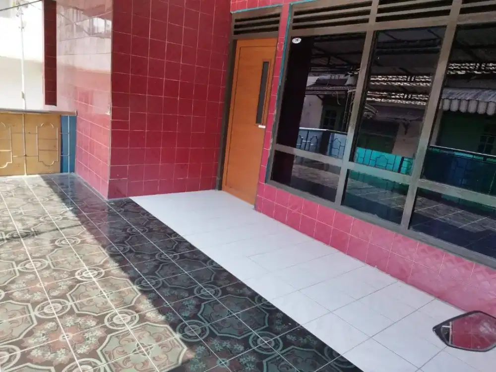 RUMAH Kost Strategis 2 Lantai Dalam Kota