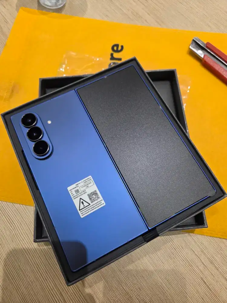 HAPPY NEW YEAR PROMO SAMSUNG GALAXY ZFOLD 7 FREE WATCH 8