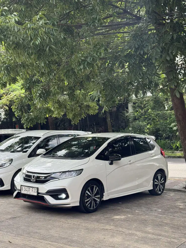 Honda Jazz Rs 2019 manual nik 2018 mt antik low km putih terawat mulus