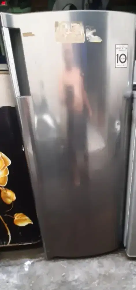 Frezer LG 6 Rak GRATIS ANTAR