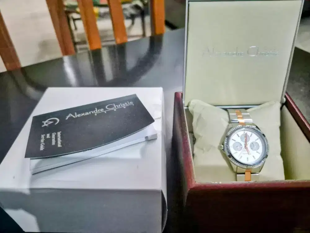 Jam tangan Alexander Christie