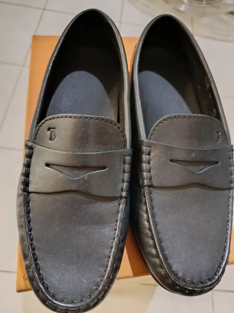 sepatu anakTOD'S original 99%size 34