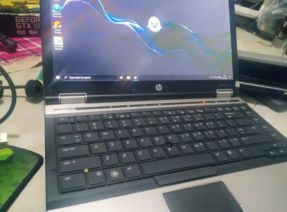 Laptop Elitebook Core i7 Normal buat harian (minus)