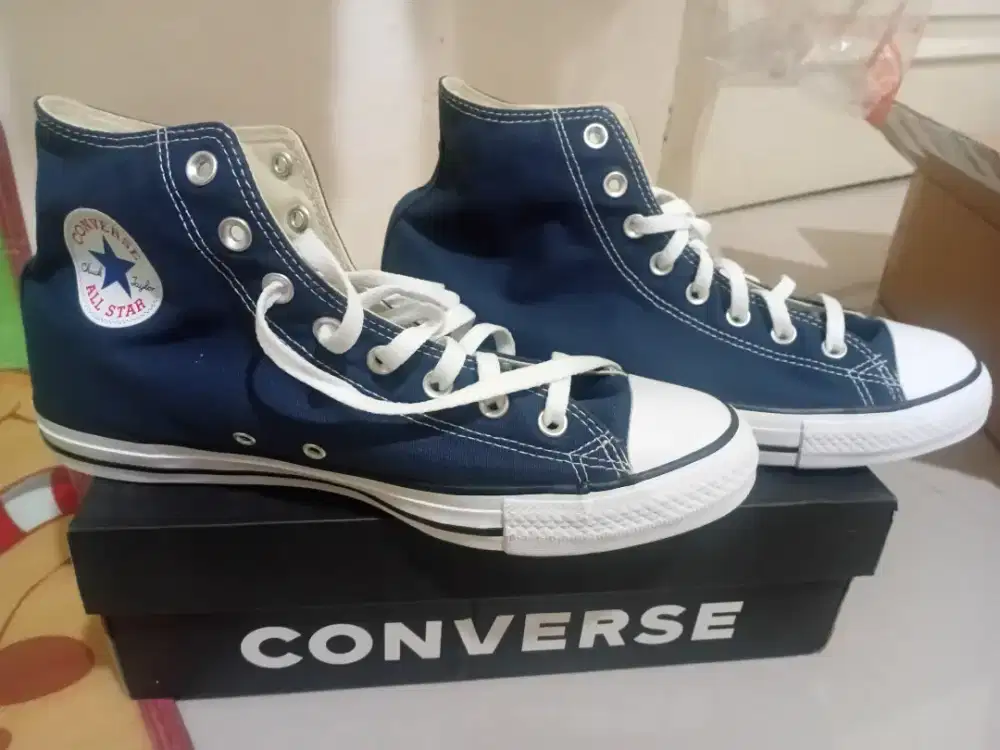 Converse Chuck Taylor High Top Navy