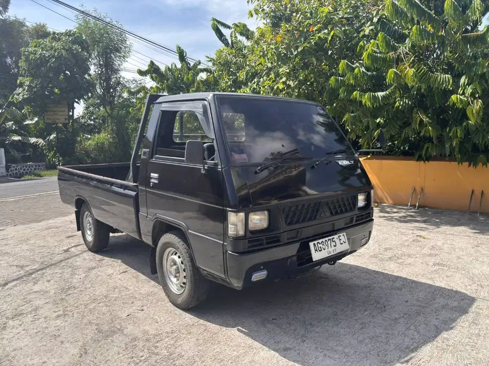 2002 mitsubishi L300 pick up Plat AG hin mobil bekas sekoto kediri