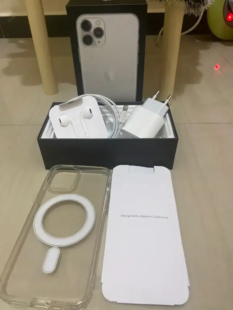 Iphone 11 pro 64gb white