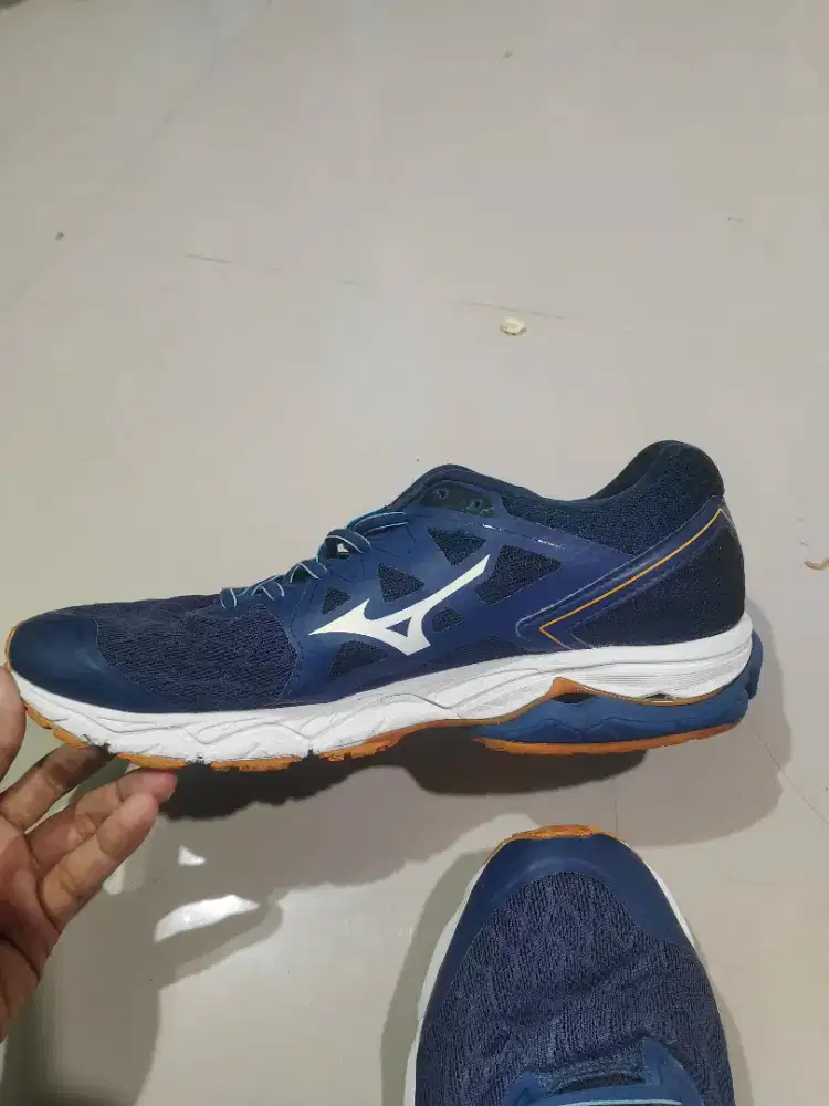 Sepatu Mizuno wave ultima10 size 44