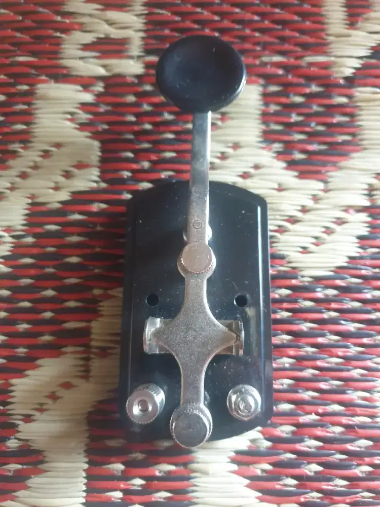 Morse Code Keyer MFJ 550