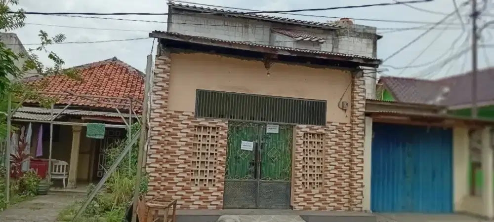 Disewakan rumah 2 lantai