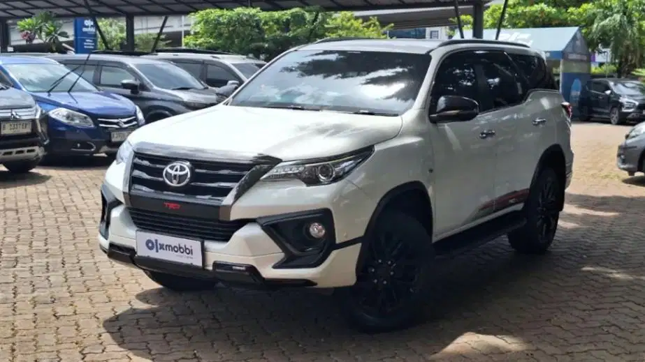 TERMURAH Toyota Fortuner 2.7 4x2 SRZ TRD Bensin-AT 2020 TJT
