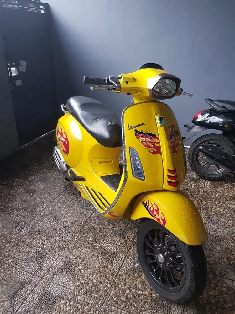 FORSALE : VESPA SPRINT 2022