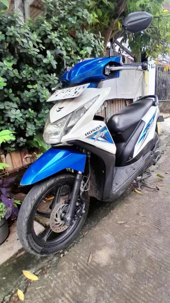 Bismillah jual honda beat esp thn 2015