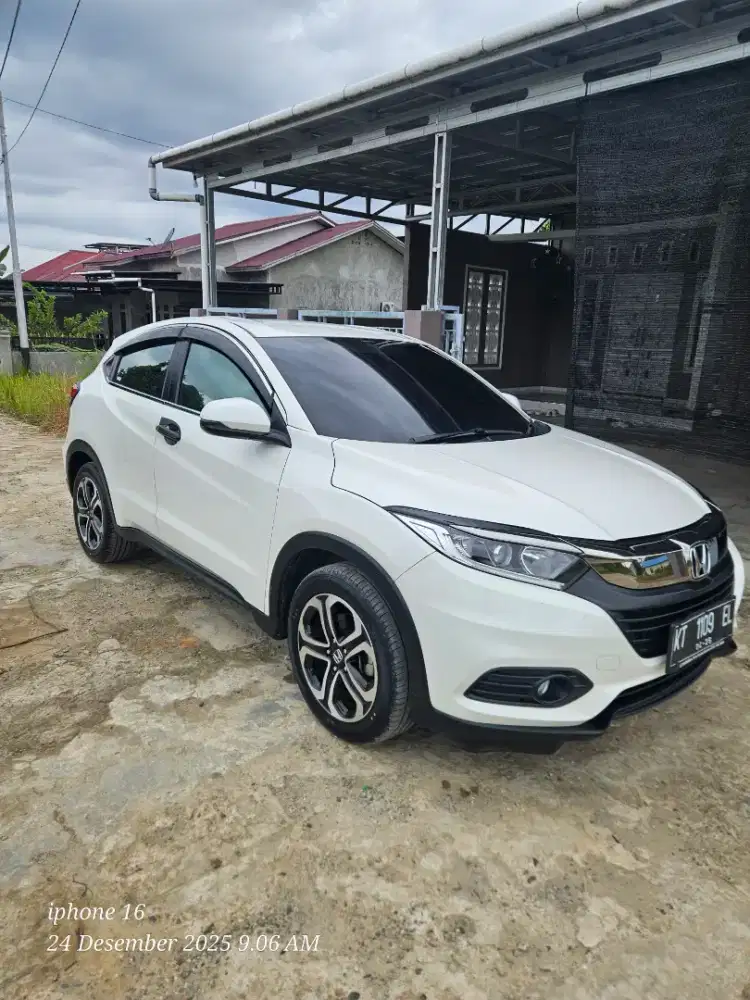 Dijual mobil honda hrv manual 2021
