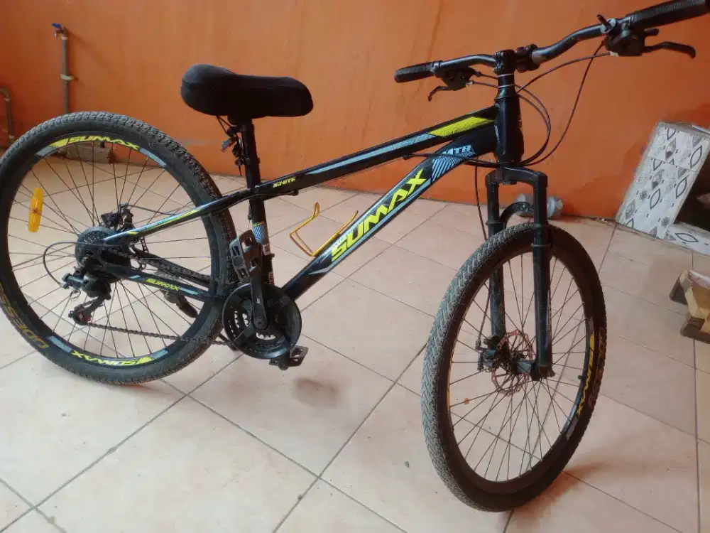 sepeda gunung MTB merk sumax hitam kuning 26 inch