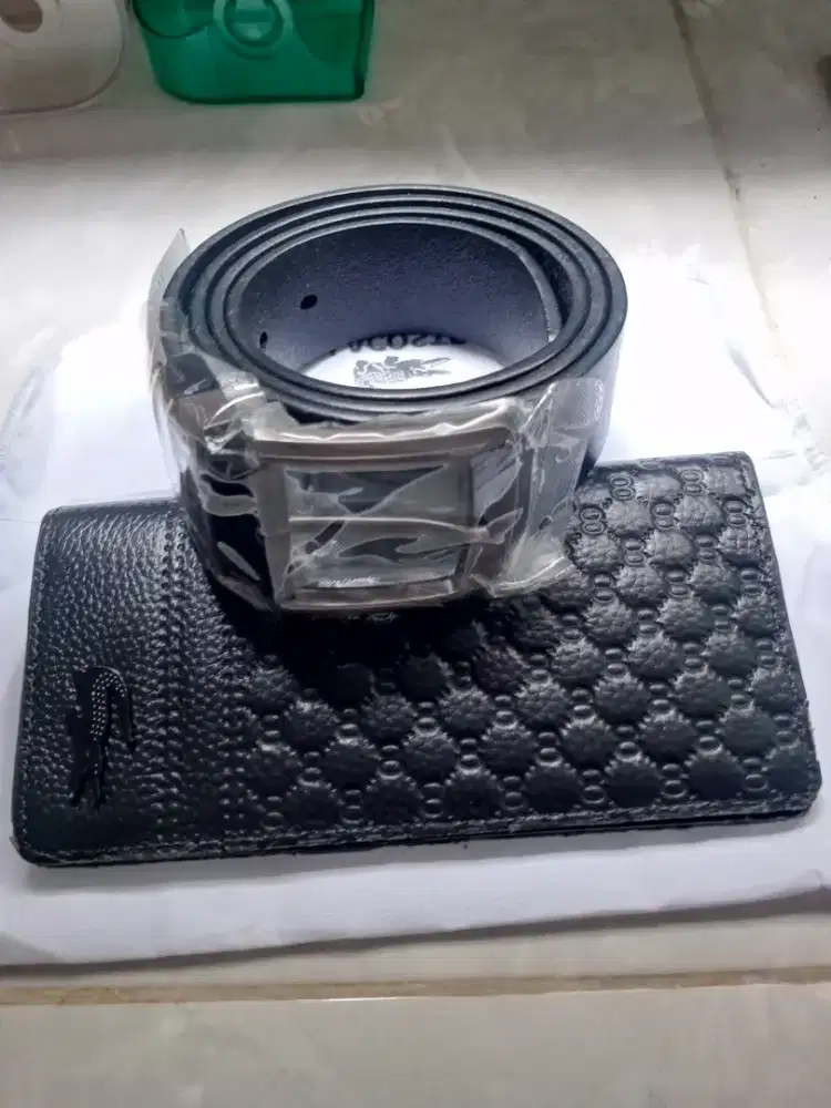 Dijual cepat dompet n ikat pinggang Lacoste