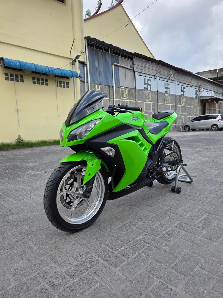 Kawasaki Ninja 250 FI Hijau 2012