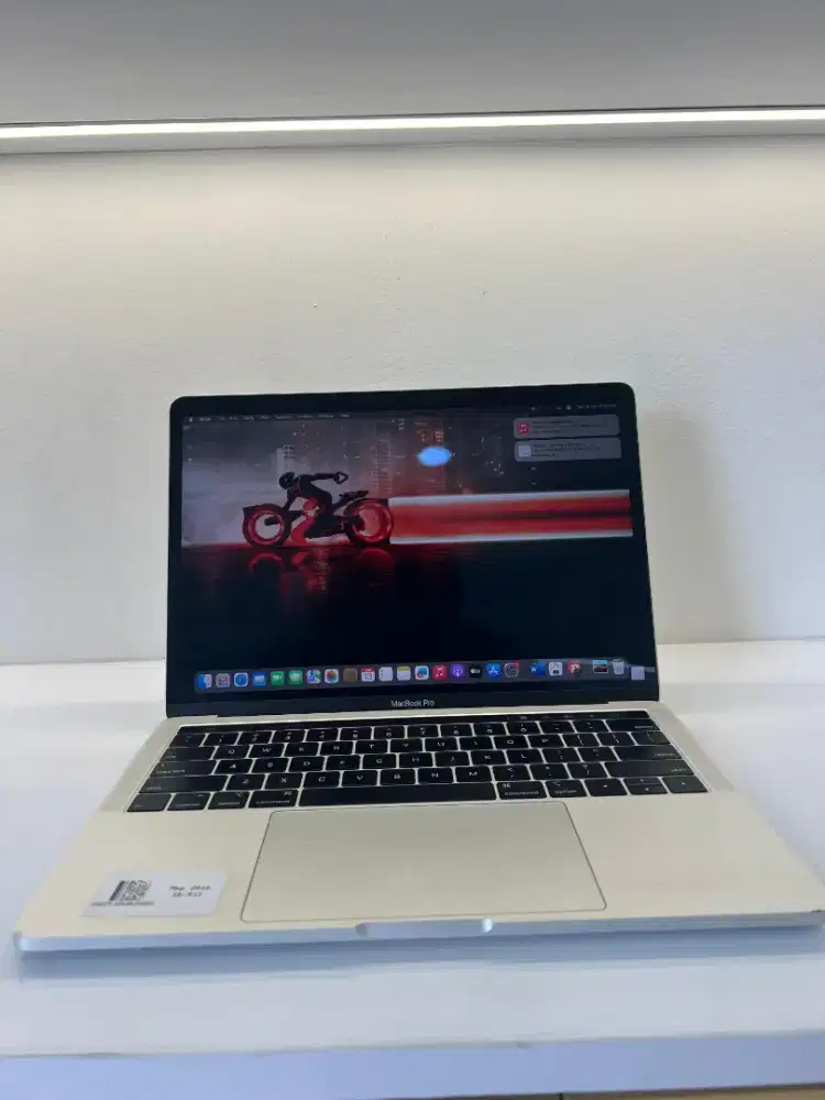 Macbook Pro 2018 i5 13 16/512 GB