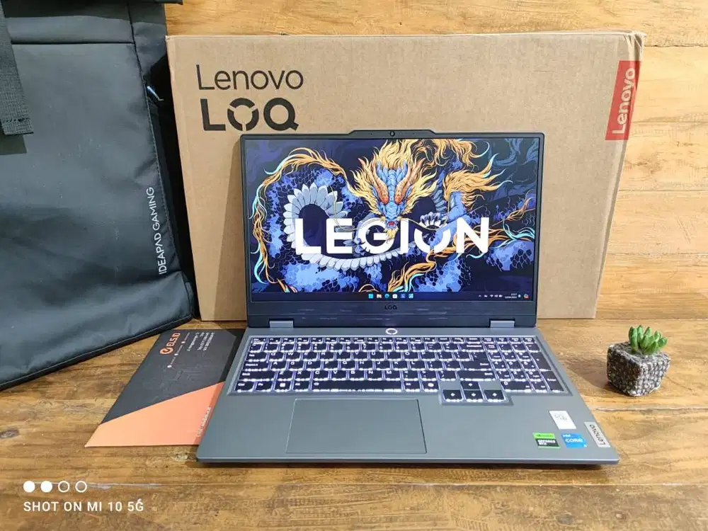 Lenovo LOQ 15IRX9 Intel i5-13450HX 12GB/512GB RTX3050 6GB FULLSET BNOB