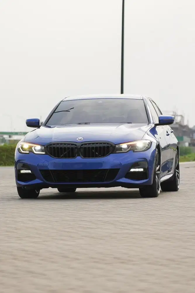 [ BLUE! ] BMW 330i M-Sport 2022 New Model G20 Mercy W205 206