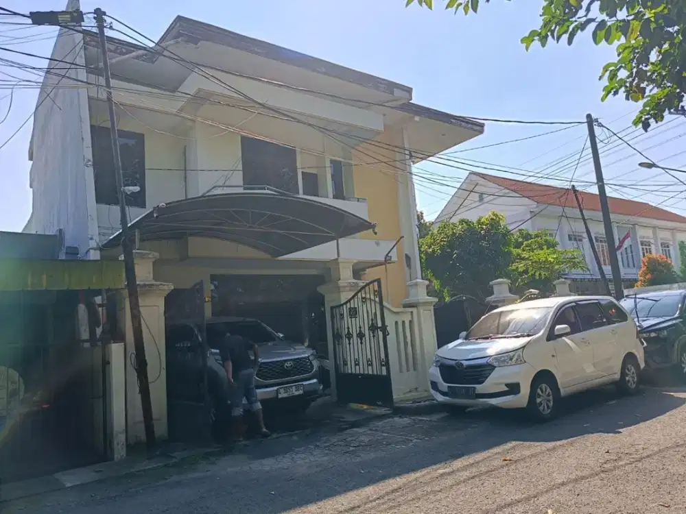 Dijual rumah SARONOJIWO dkt Prapen,Jemursari ,tenggilis