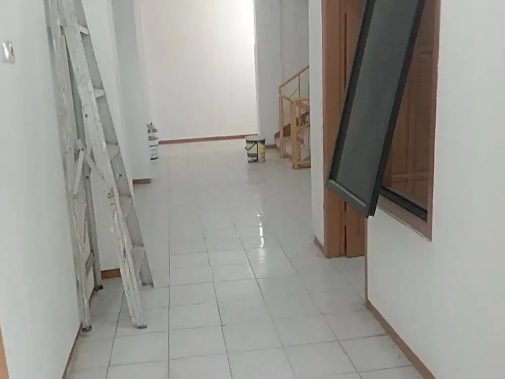 Dijual / Disewakan Ruko Siap Pakai Jalan Raya Kupang