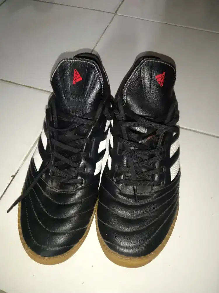 sepatu futsal Adidas copa