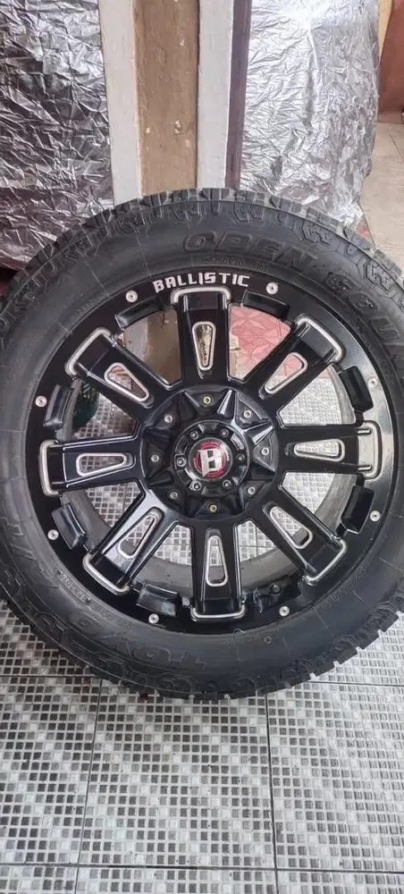 Velg toyota fortuner ring 20 balistic