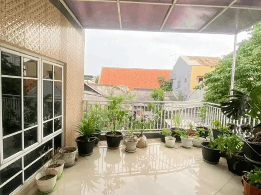 Rumah Mewah Lokasi Strategis Tengah Kota Depok Jawa Barat