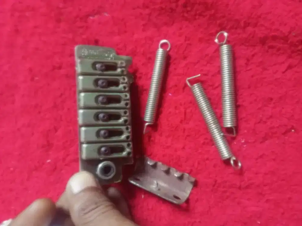 Tremolo Semi Up Down Wilkinson