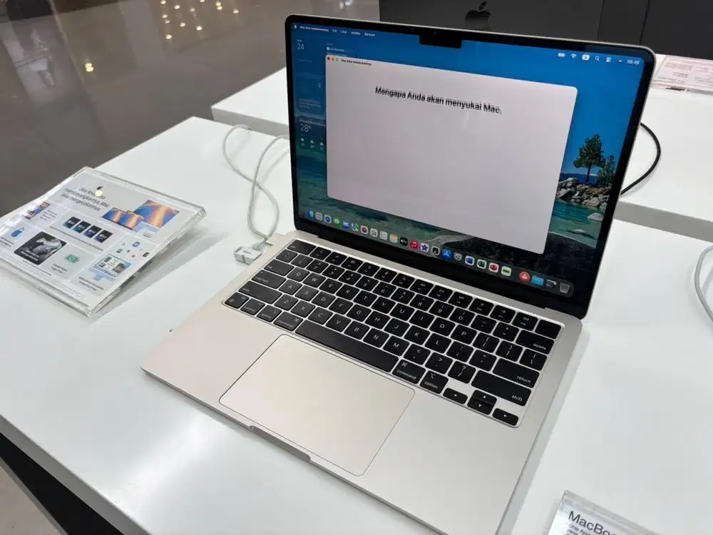 macBook (13 inc) M2 256GB