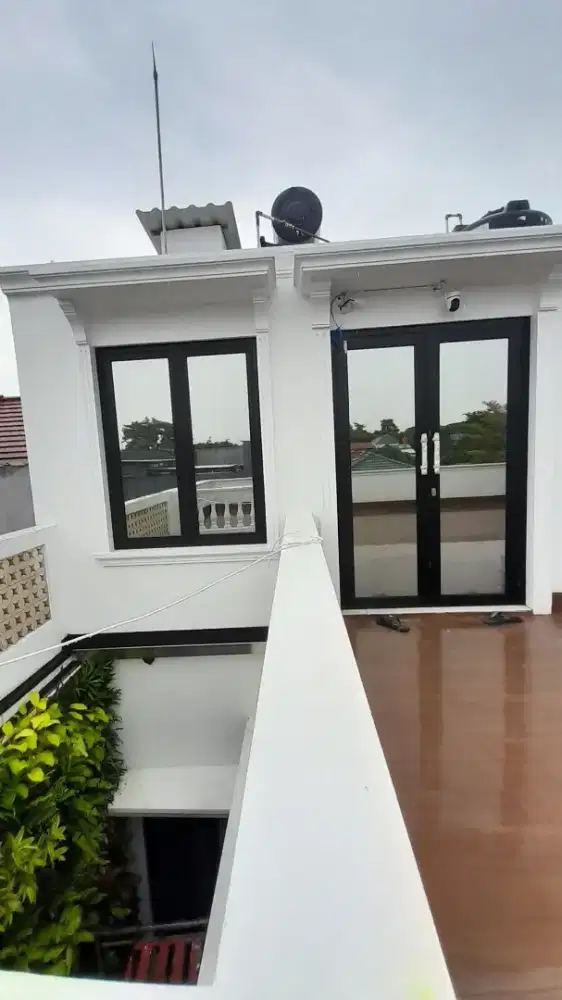 Jasa Pasang Sticker kaca film Rumah