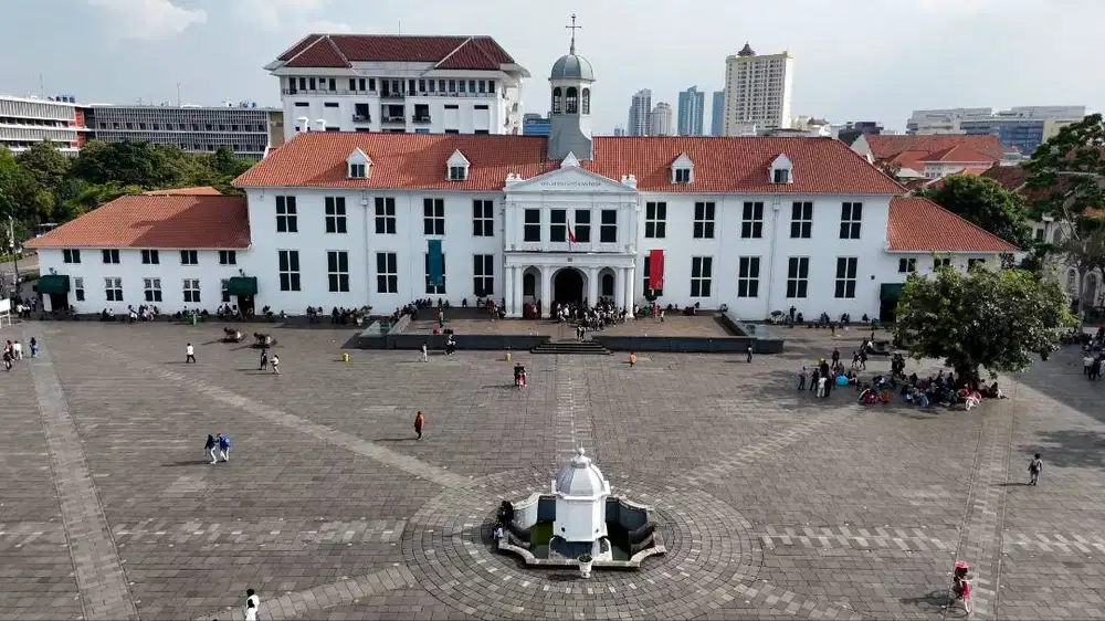 SEWA DRIONE + PILOT JABODETABEK