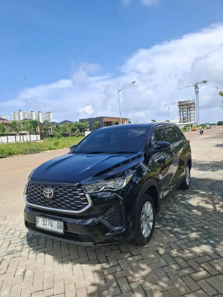 Toyota Zenix  AT/matic V Hybrid 2024