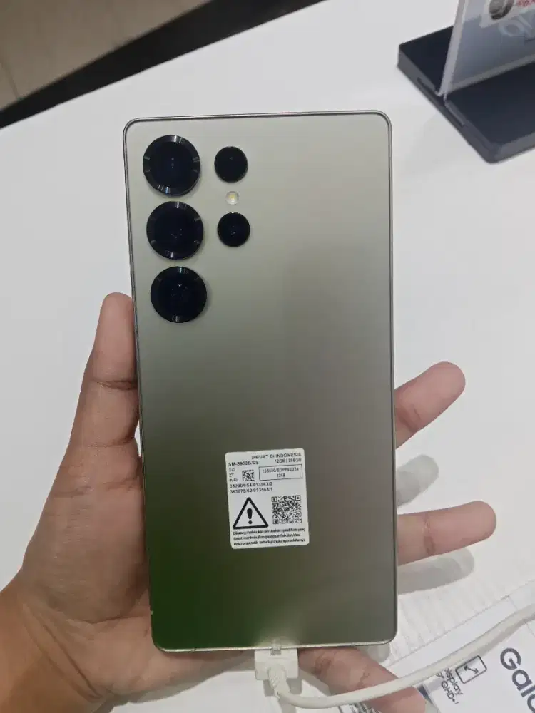 Samsung Galaxy S25 ULTRA