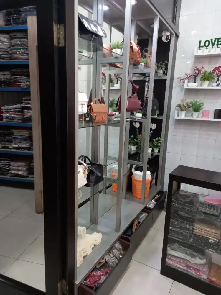 Dijual rak display produk