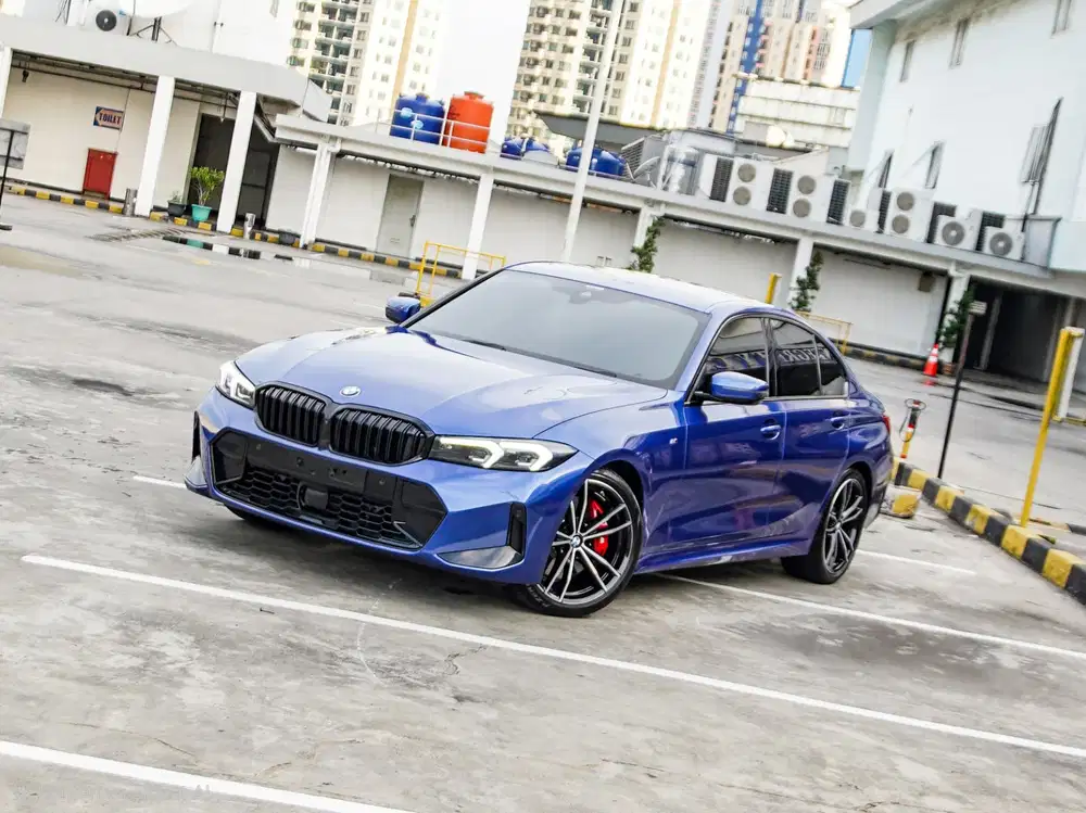 BMW 330i 2024 Bensin