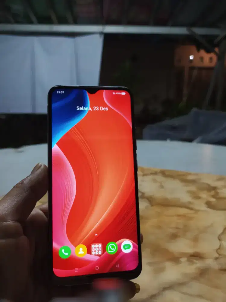 Realme C15 silver 4/64 Gb